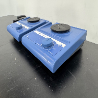 IKA Vortex 4 Basic Vortex Mixer - Quantity 2 image 1
